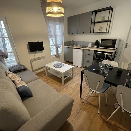 Saphir, Hyper Centre Ville Au Calme Au Fond D'Une Impasse Caen Exterior foto
